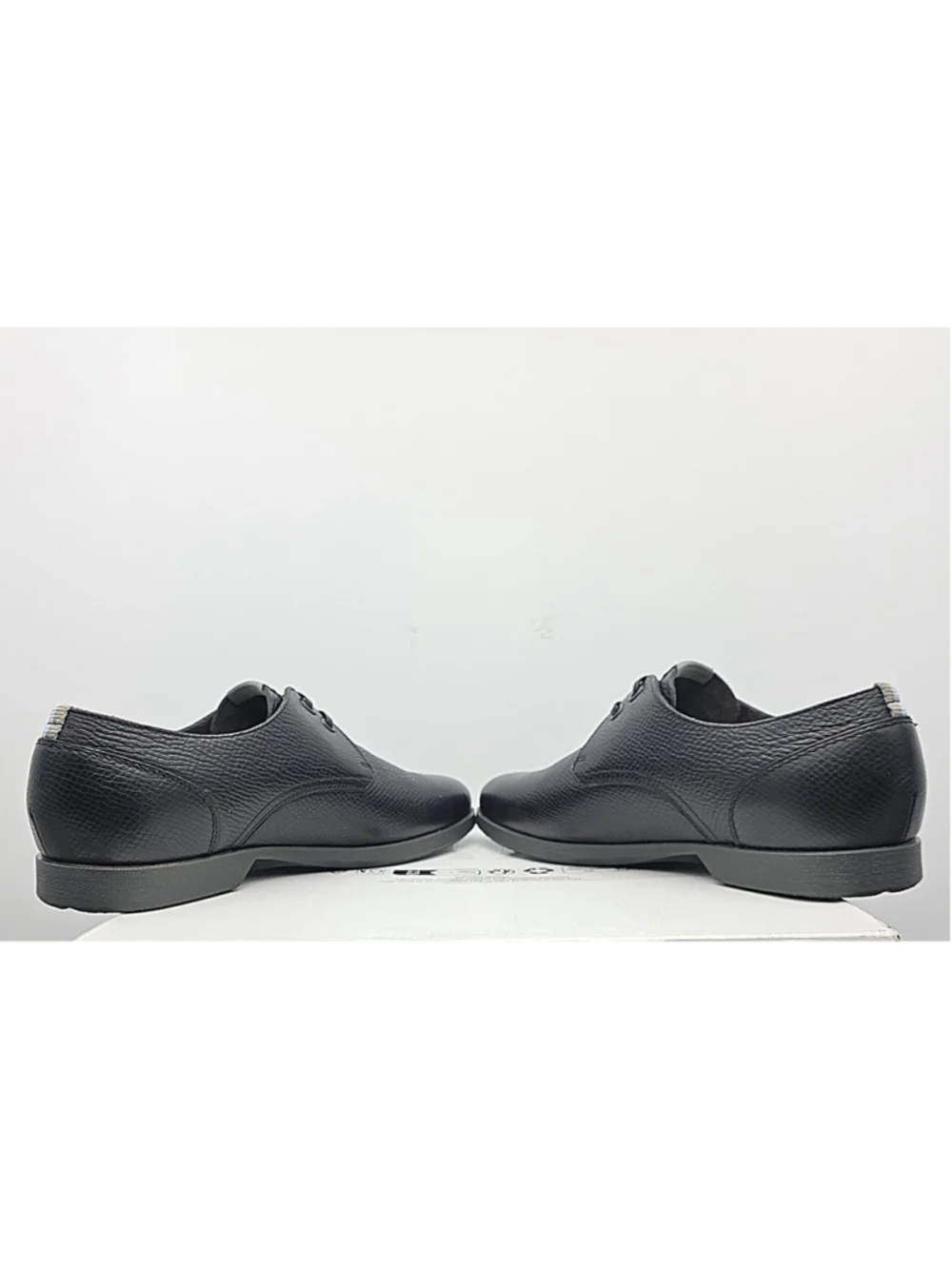 Salvatore Ferragamo World Derby Shoes Mens 8.5 EE Black Pebble Grain Leather...
